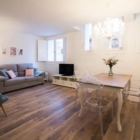 Apartment Almada *