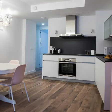 Almada Apartment