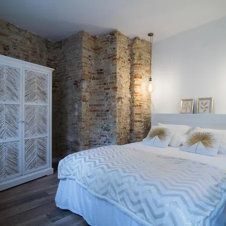Almada Apartment